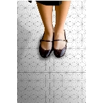 Carreaux de sol en vinyle à peler et coller 0,06 po x 12 po x 12 po, paquet de 10, blanc et blanc cassé