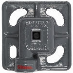 Arroseur en fonte pour pelouse avec couverture carrée